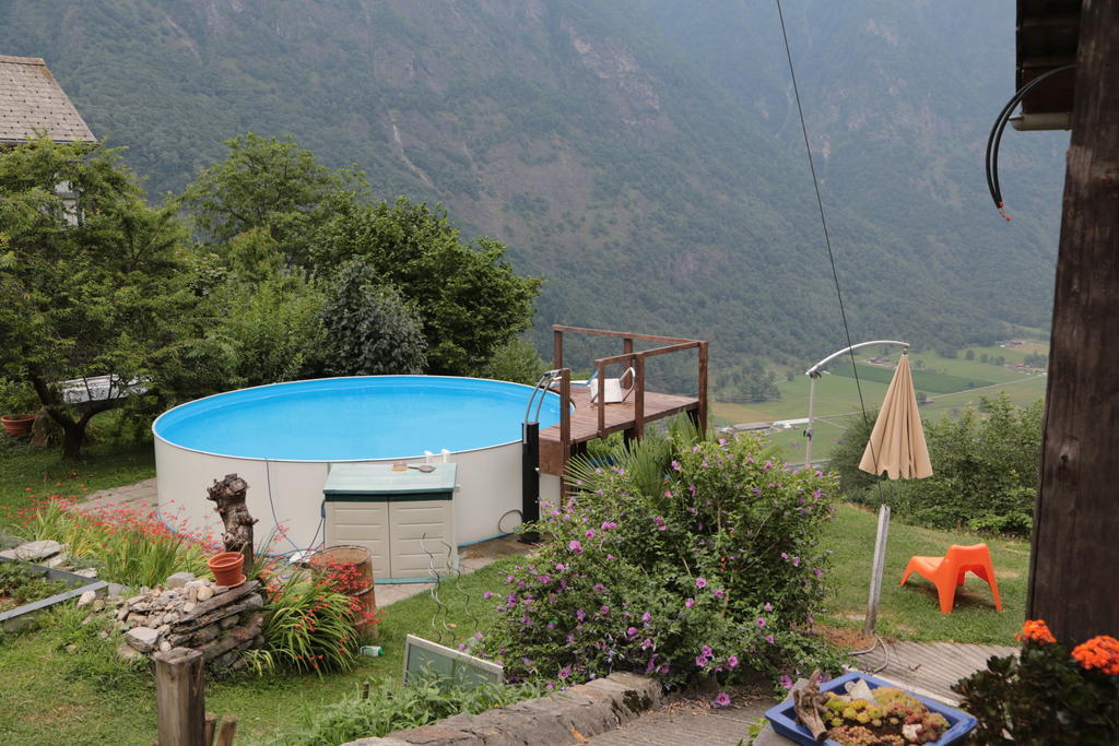 卡萨都斯卡住宿加早餐旅馆 Verdabbio 外观 照片