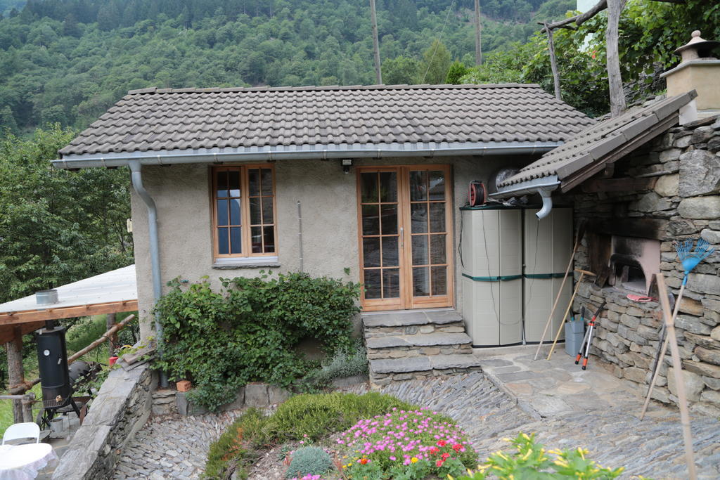 卡萨都斯卡住宿加早餐旅馆 Verdabbio 外观 照片