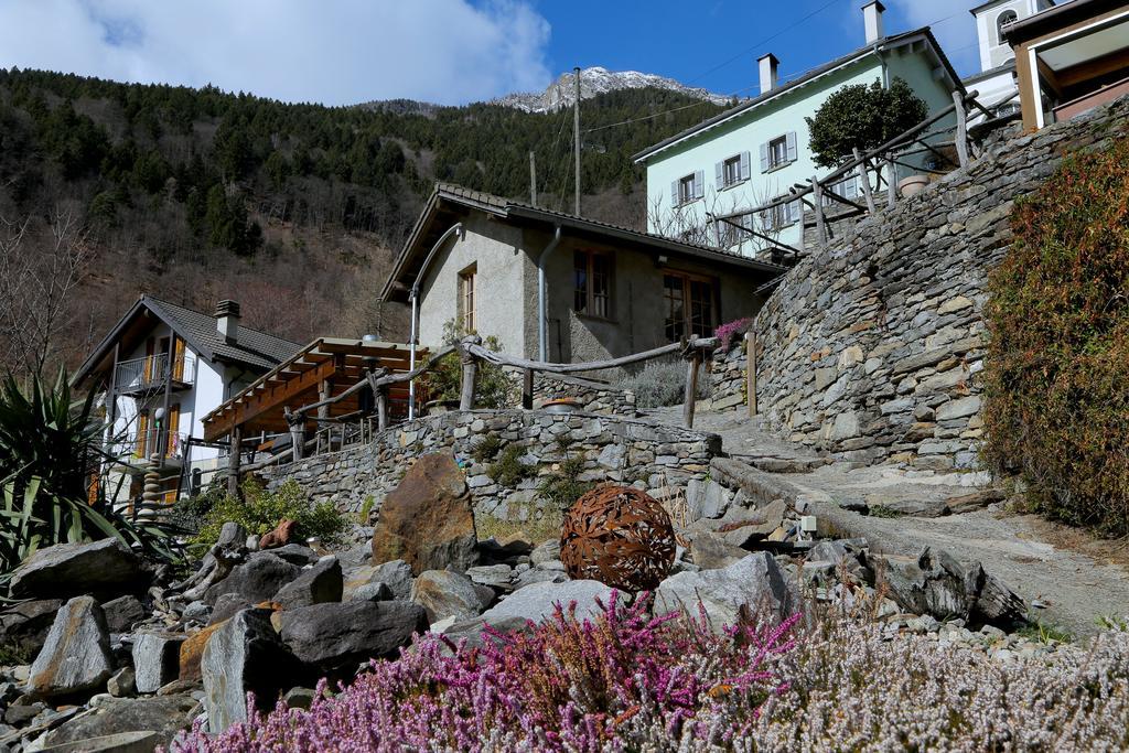 卡萨都斯卡住宿加早餐旅馆 Verdabbio 外观 照片